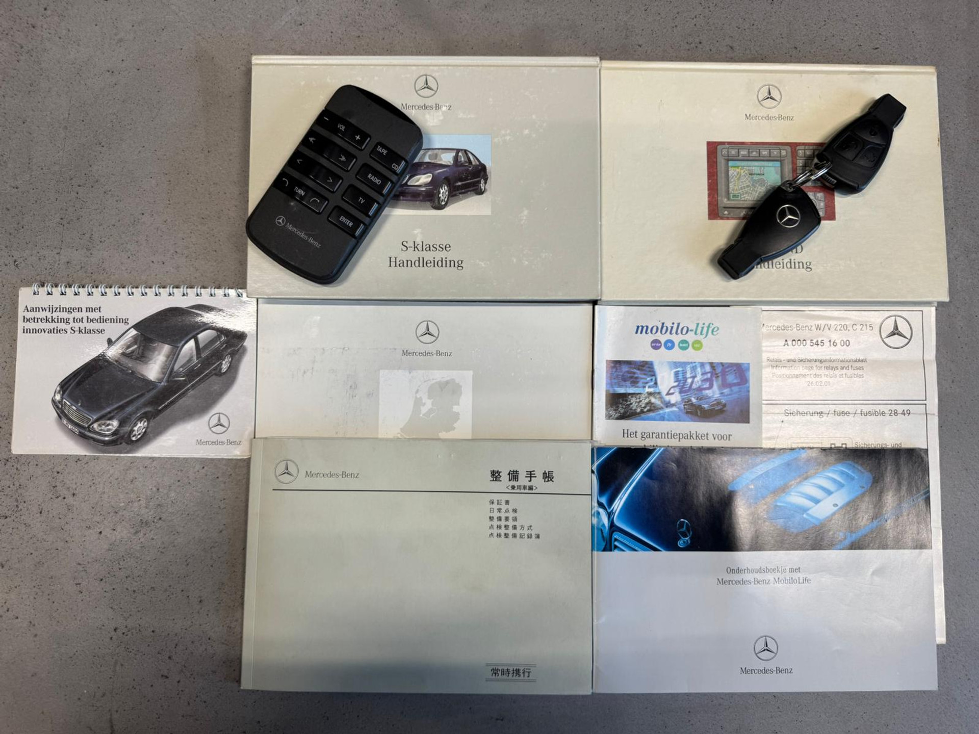 44649823-38.jpg