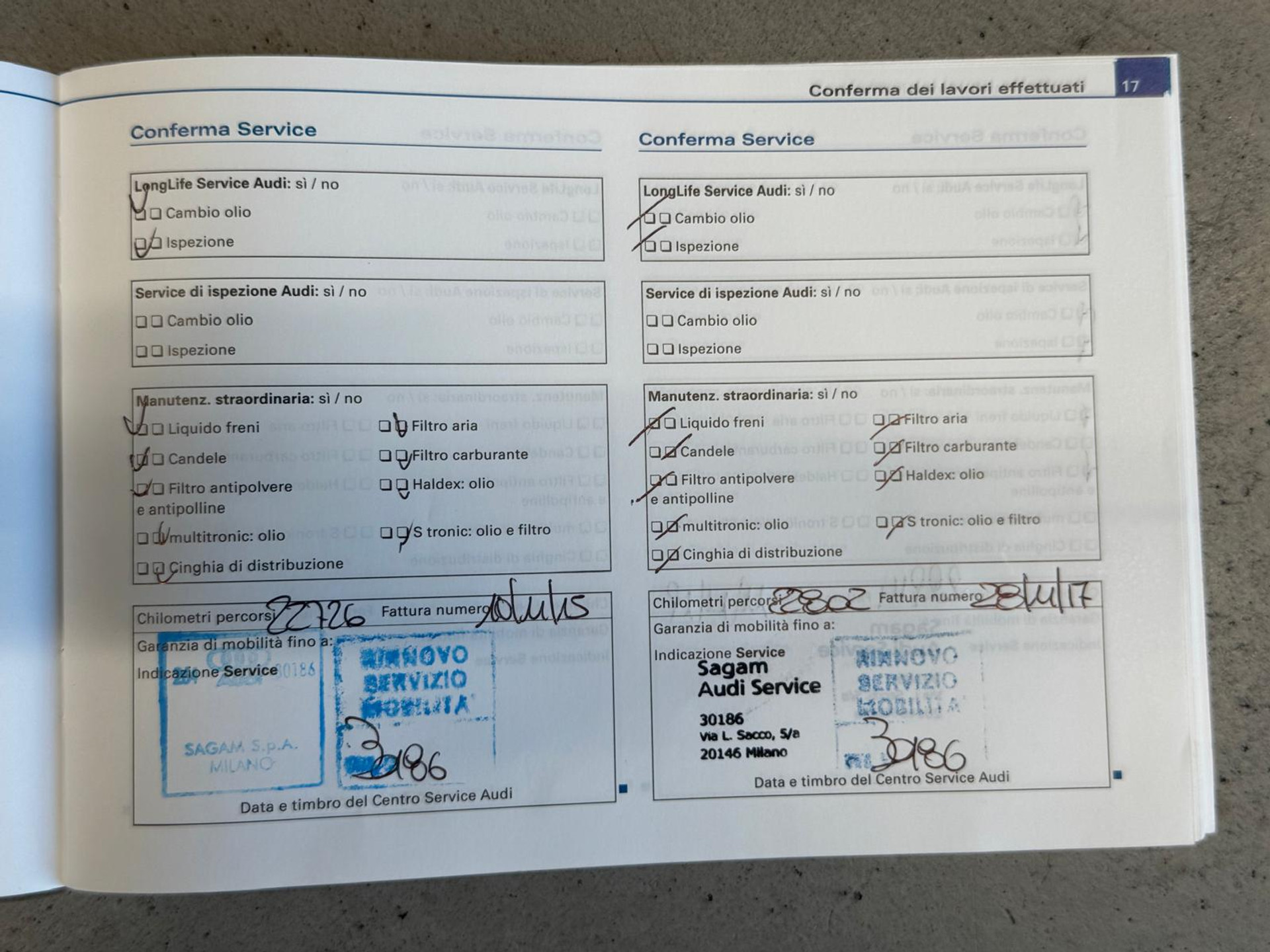 44670950-47.jpg