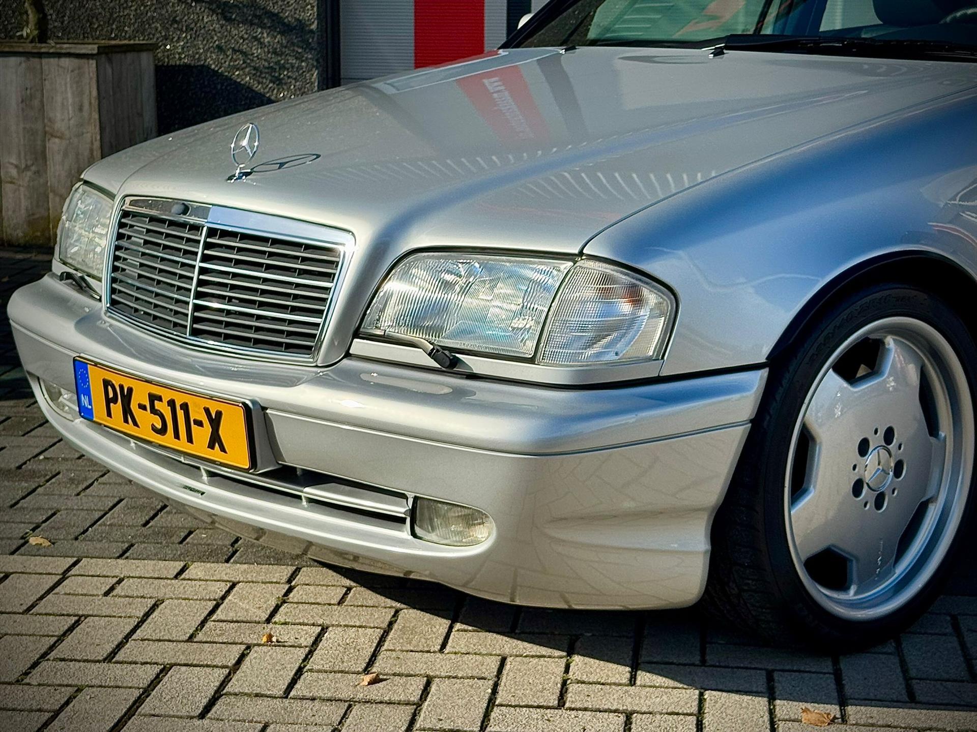 47545220-18.jpg