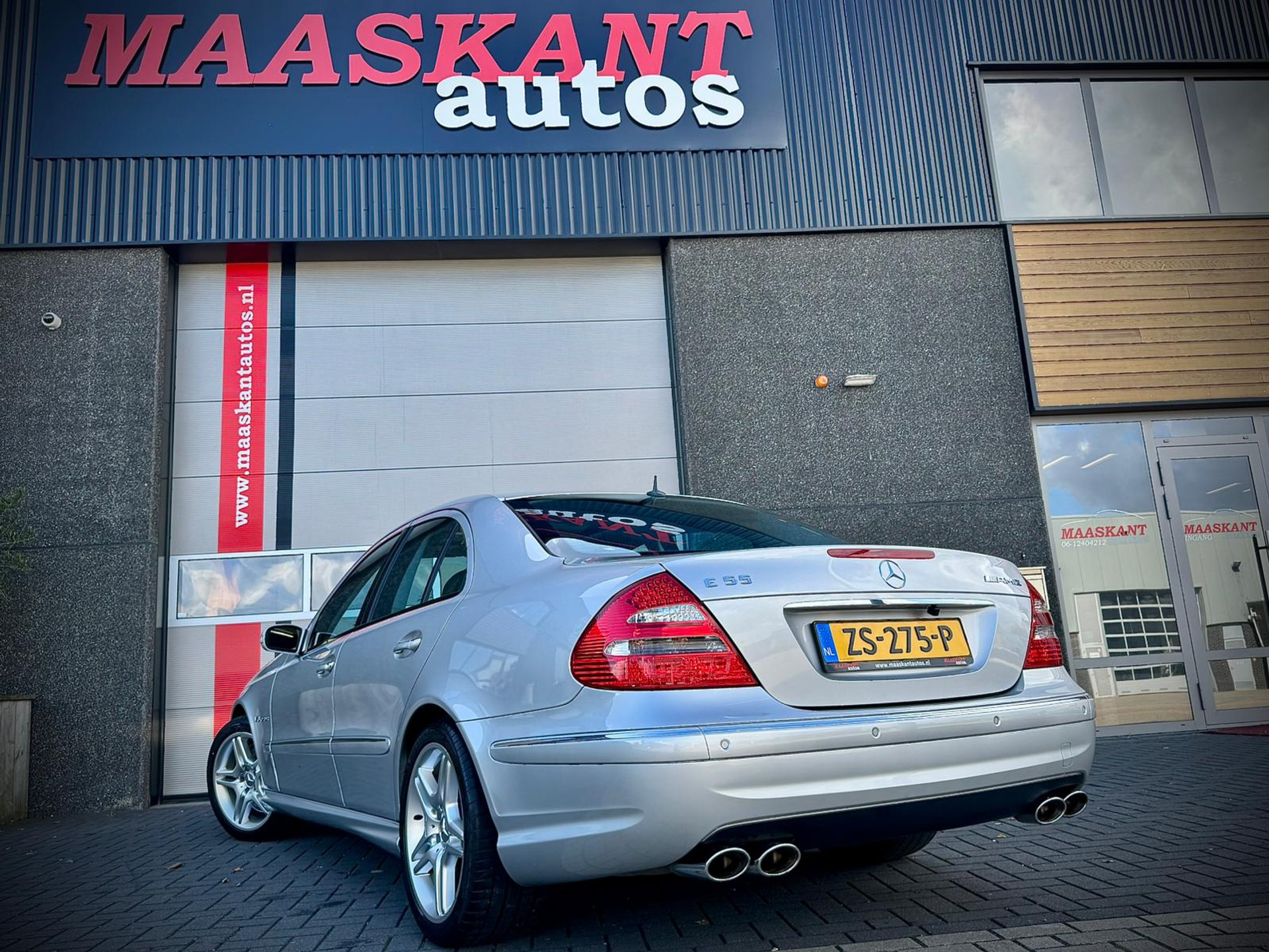 47562683-14.jpg