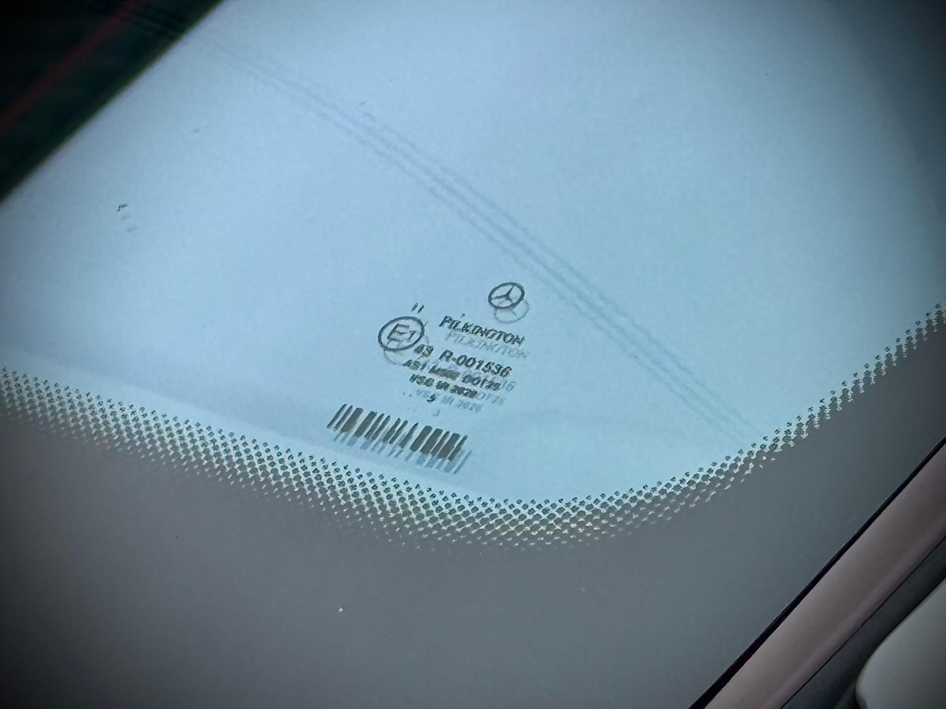 48341627-12.jpg